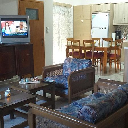 Toulas House Elika Luaran gambar