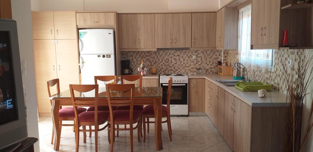 Toulas House Elika Luaran gambar